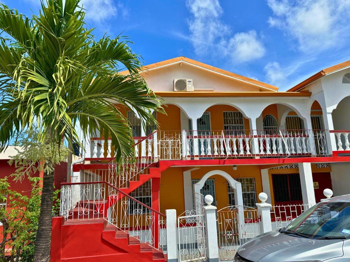 The Limes Apartments Grand Anse Exterior photo